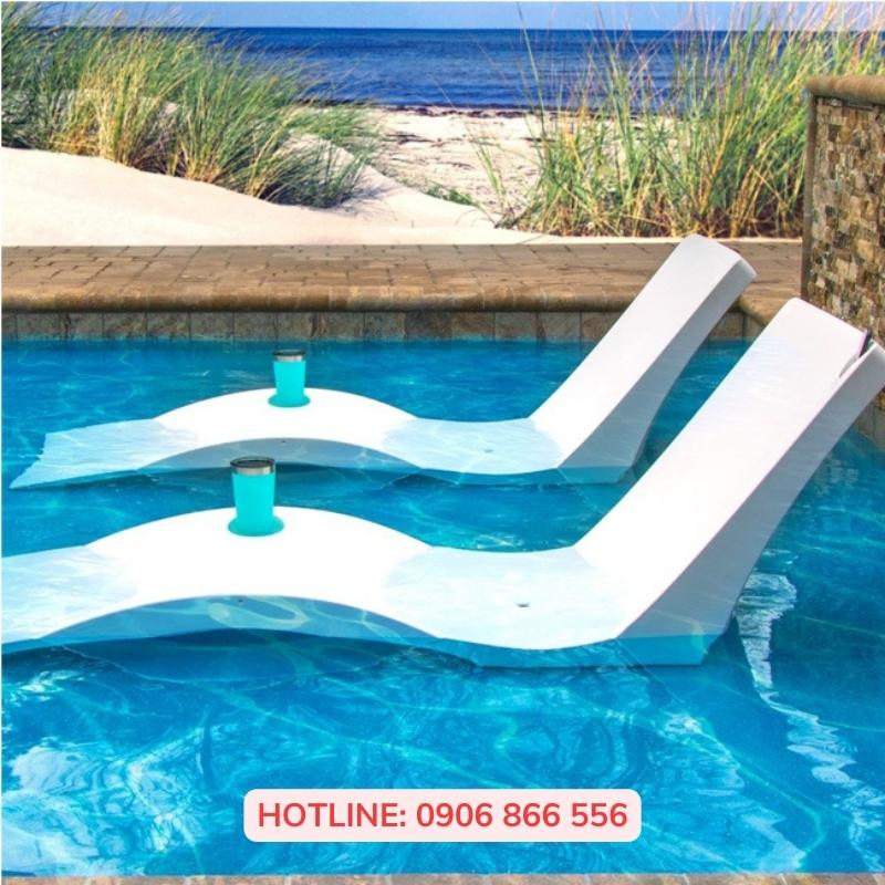Ghế hồ bơi composite màu trắng dáng ngồi