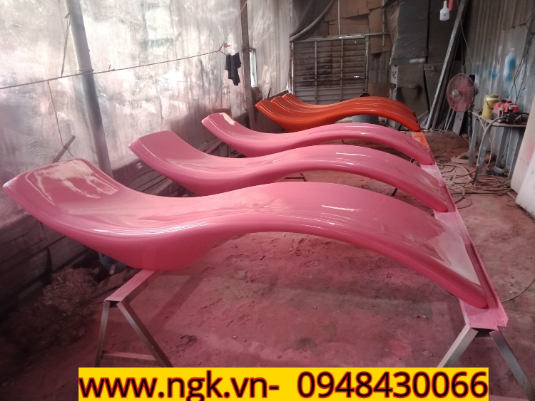 xưởng sản xuất ghế tắm nắng composite